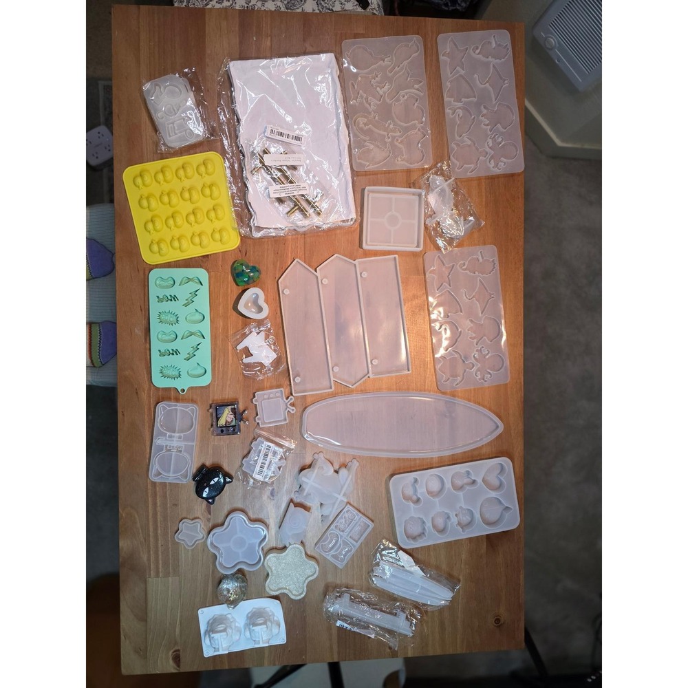 Large Resin Silicone Mold Lot Tray Animal TV Cat Shapes Crafting Supplies Set
